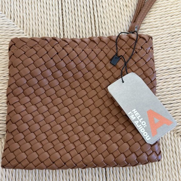 NWT! Ajidou woven vegan leather boho shoulder bag and wristlet - Picture 4 of 14